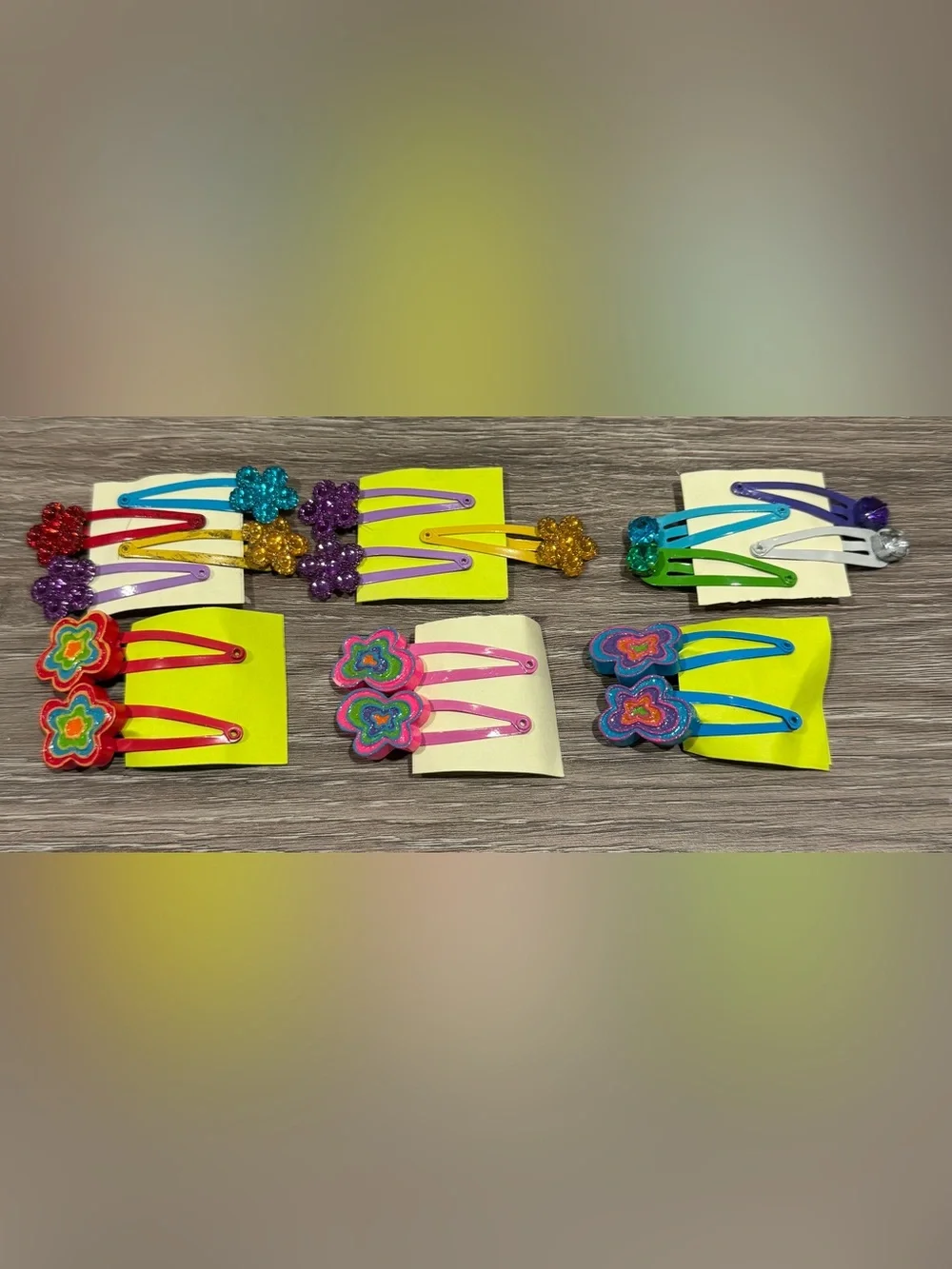 Assorted Kids’ Hair Clips and Barrettes - Multicolor Pairs & Loose Styles